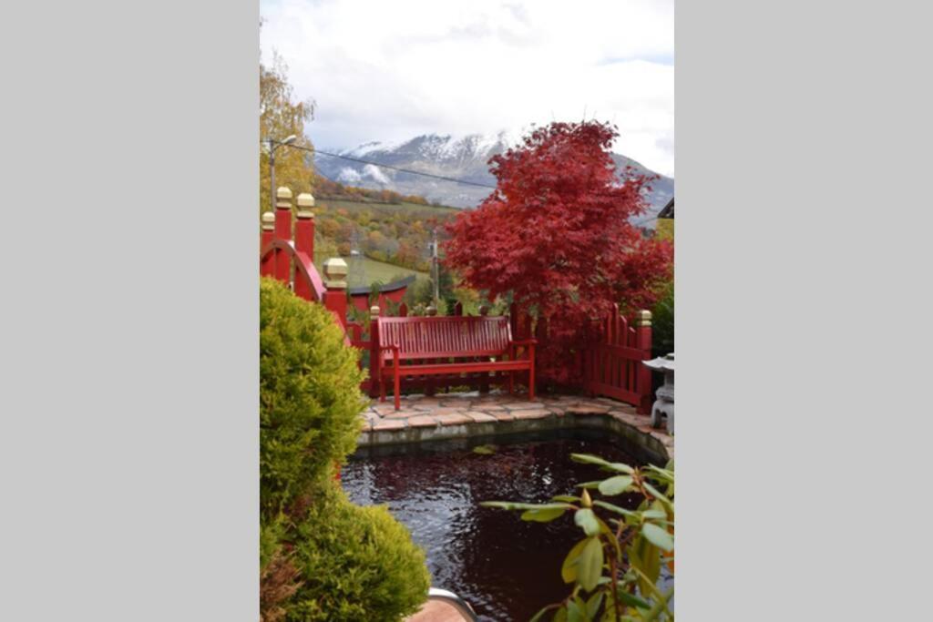 Gite Au Printemps Japonais, Petit Train De La Mure, Parc Des Ecrins Pierre-Chatel Exterior photo