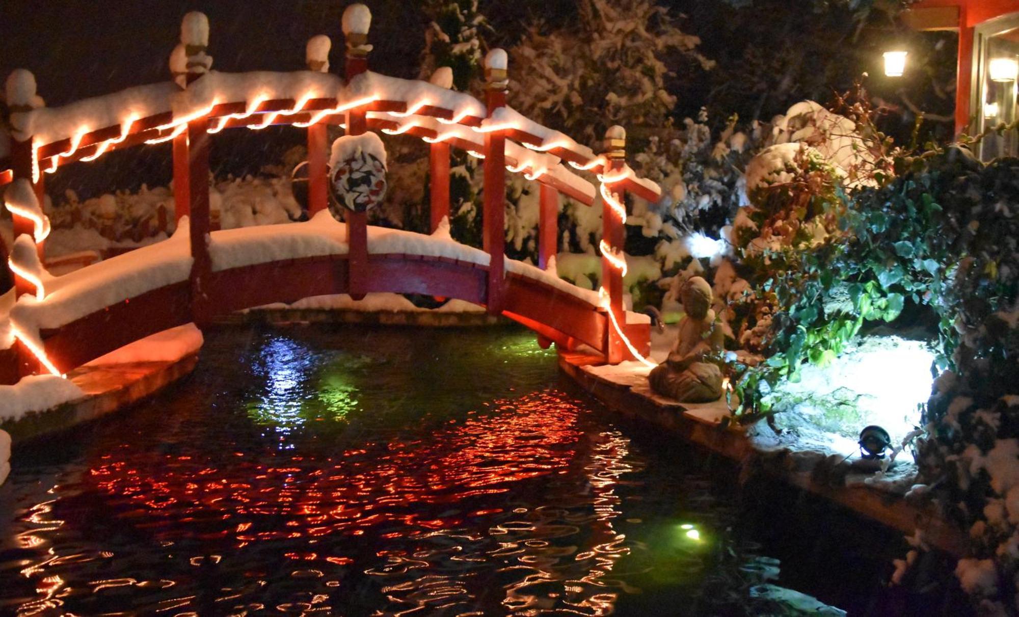 Gite Au Printemps Japonais, Petit Train De La Mure, Parc Des Ecrins Pierre-Chatel Exterior photo